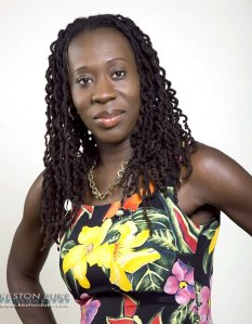 (Photo: Keston Duke Photography) Averlyn Archer, program director at the Harlem Arts Alliance, founded Canvas Paper and Stone Gallery in 2006. 